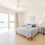 Iris Villa *